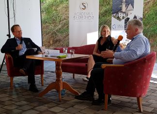 Markus Hengstschläger, Martina Mara und Sepp Hochreiter beimKamingespräch in Alpbach