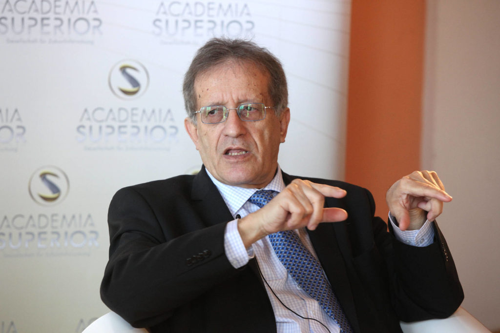 Helmut Kramer at the Symposium 2012