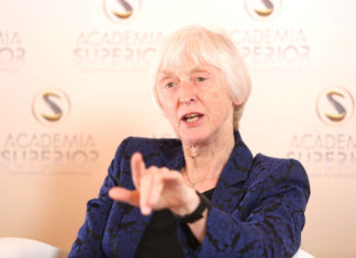 Sue Campbell beim Symposium 2015