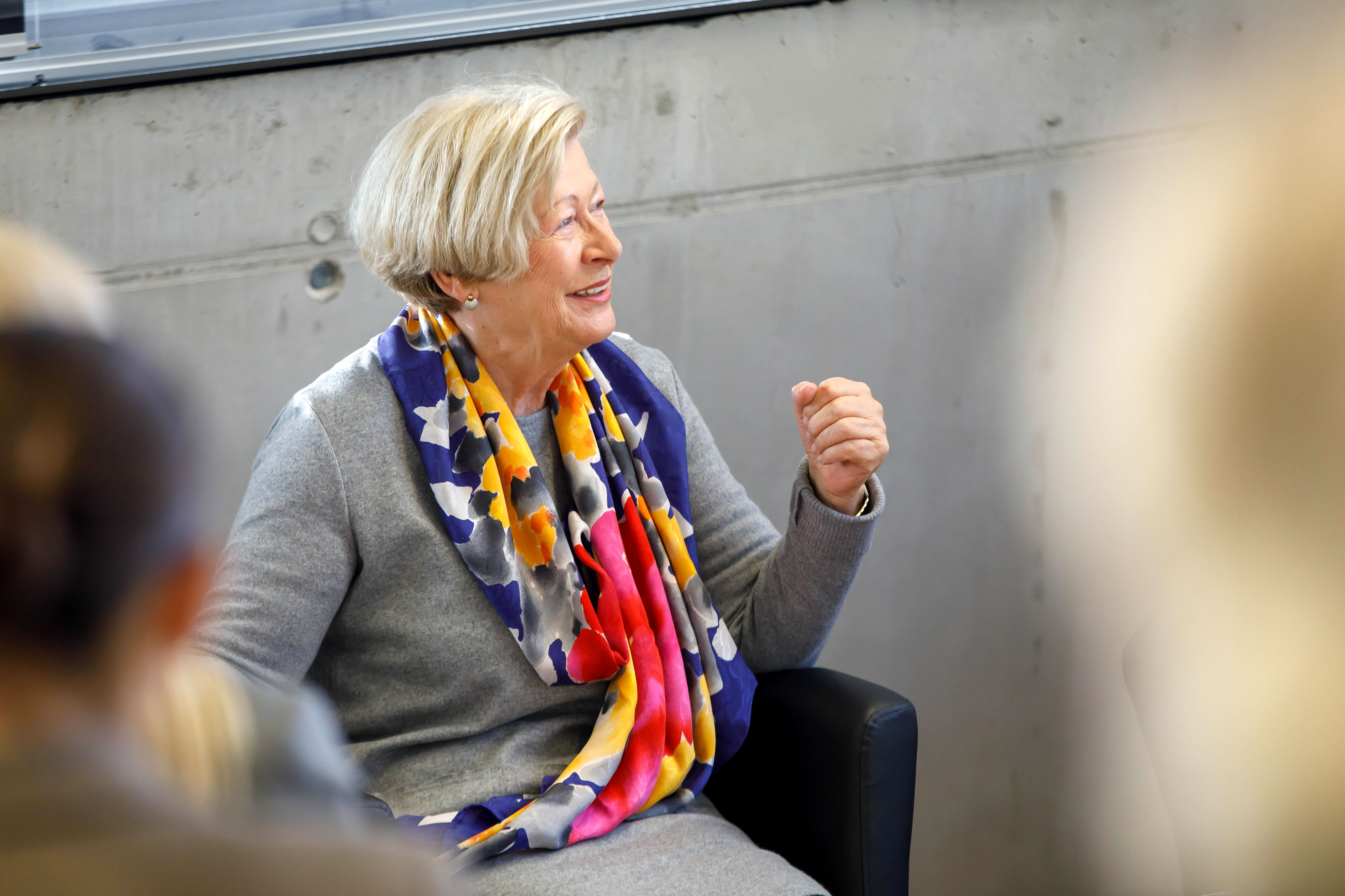 Foto 2: Angela Orthner beim 7. MUTmacherinnen-Talk